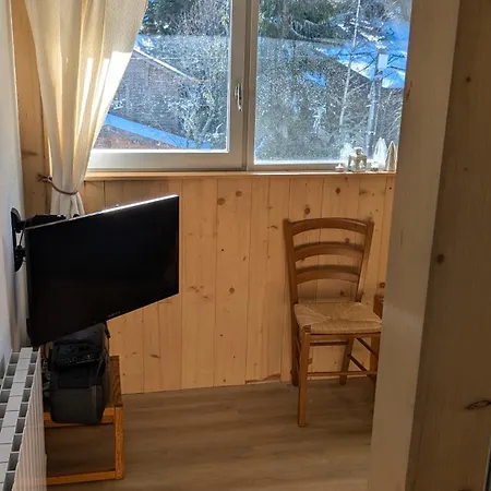 Cosy Mezzanine
