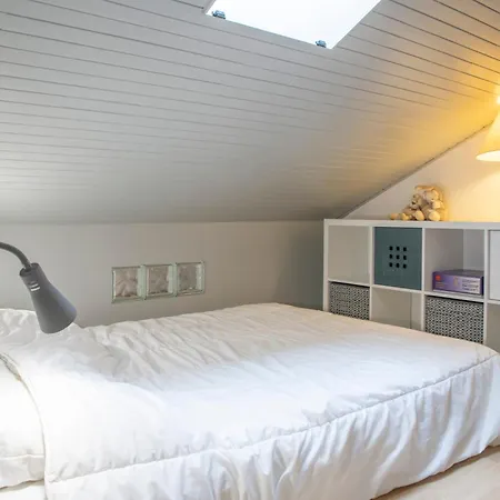 Cosy Mezzanine