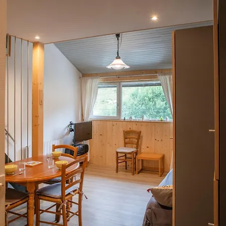 Cosy Mezzanine